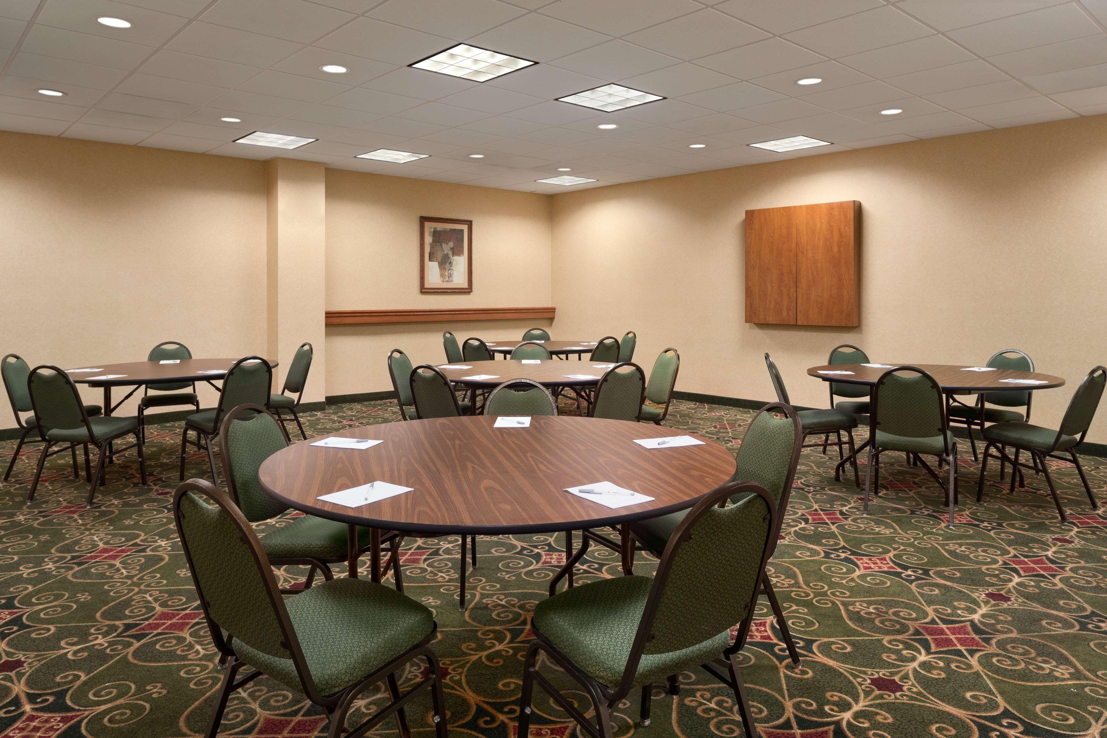 Hampton Inn Belle Vernon Exteriör bild
