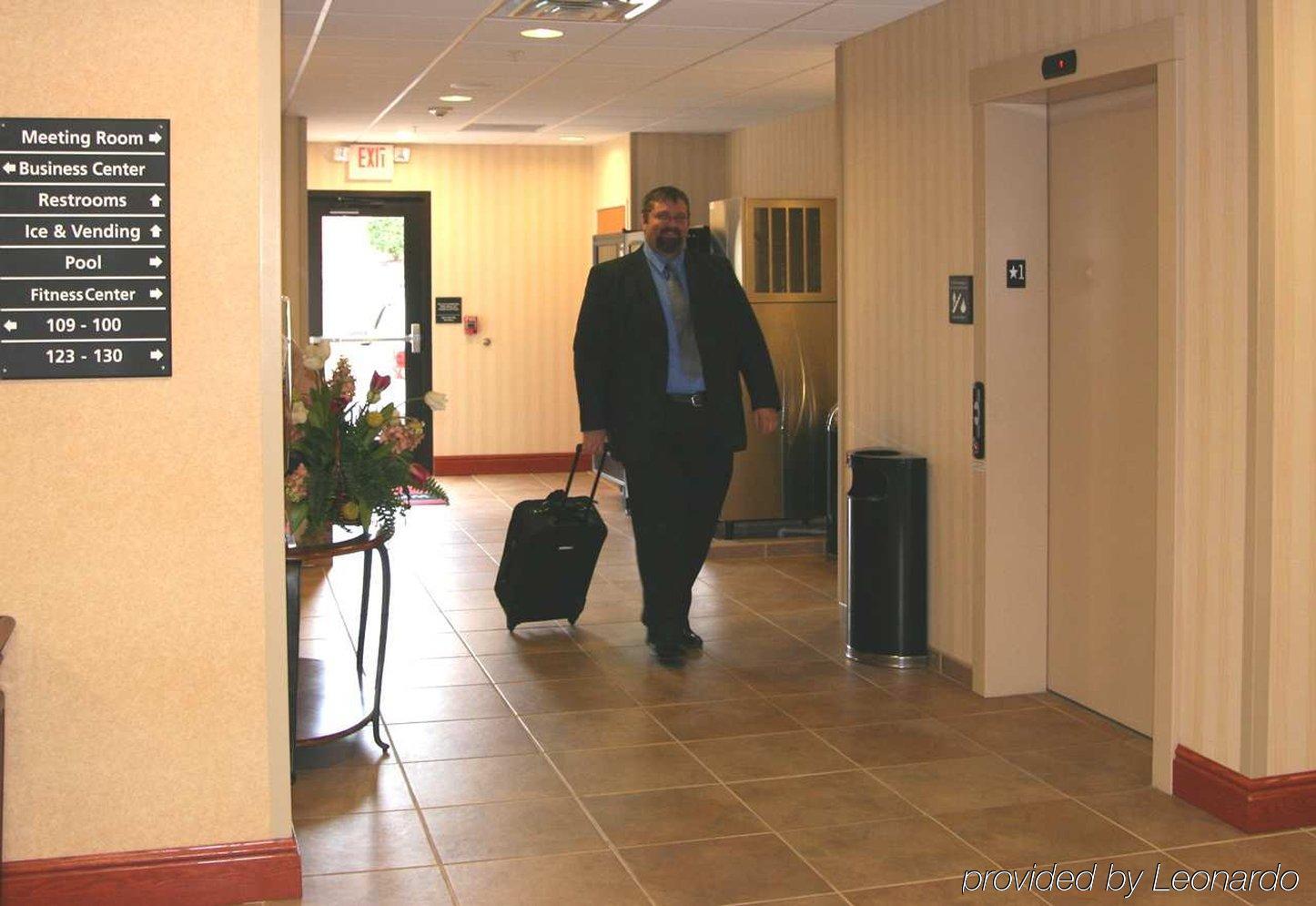Hampton Inn Belle Vernon Inreriör bild